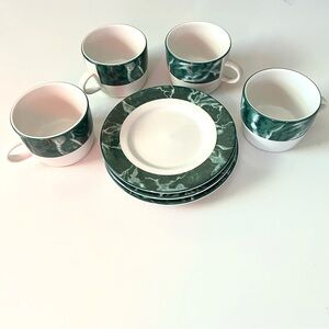 Set of 4 Newcor Vintage White & Green Coffee / Tea Cup and Saucer Plate